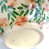 Chevrette in earthenware with flowers