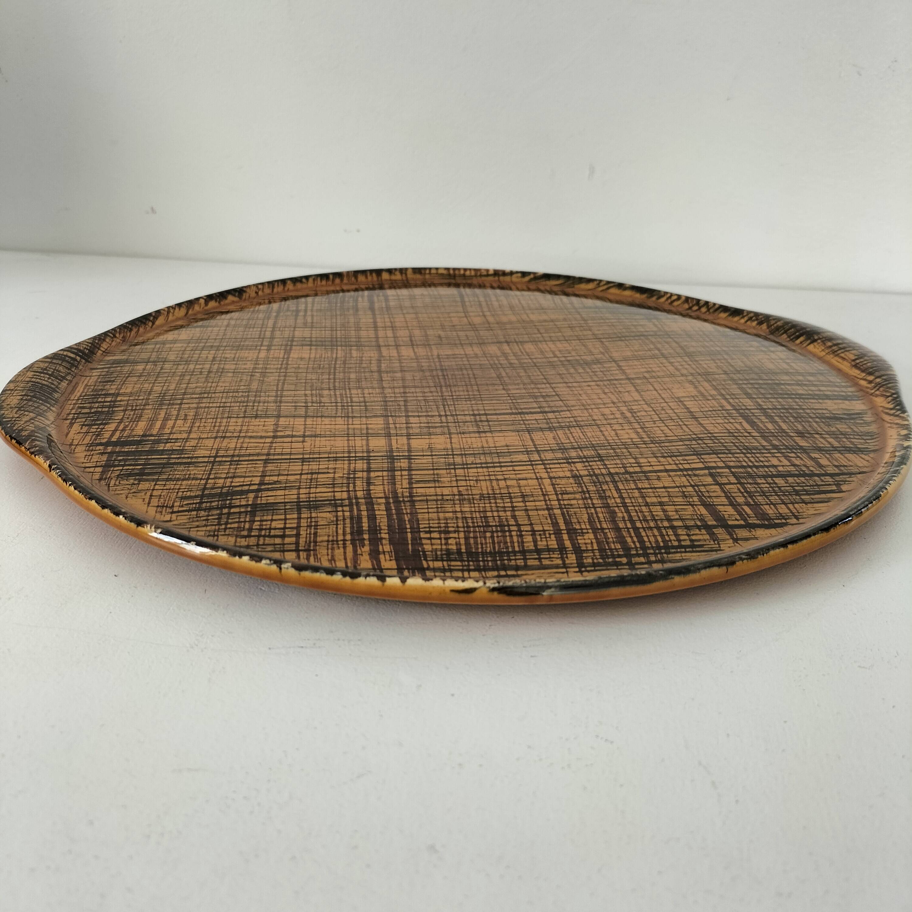 Saltworks earthenware dish, Duras model