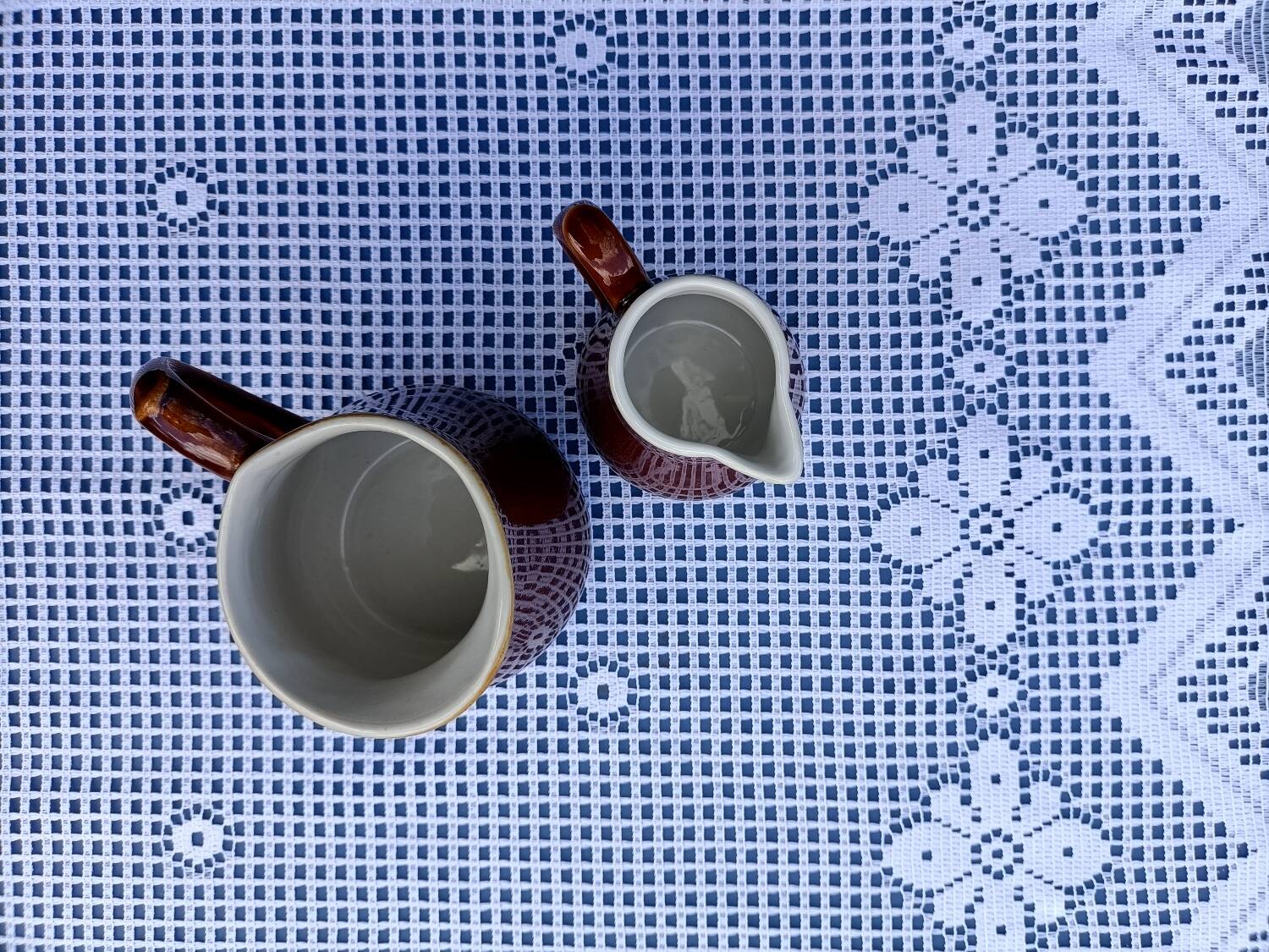 Retro ceramic milk jugs 💐