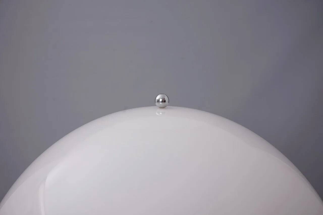 Lampe de table Panthella de Verner Panton pour Louis Poulsen