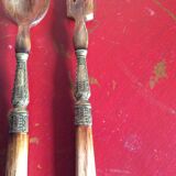 Salad servers