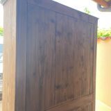 Parisian wardrobe/hosiery