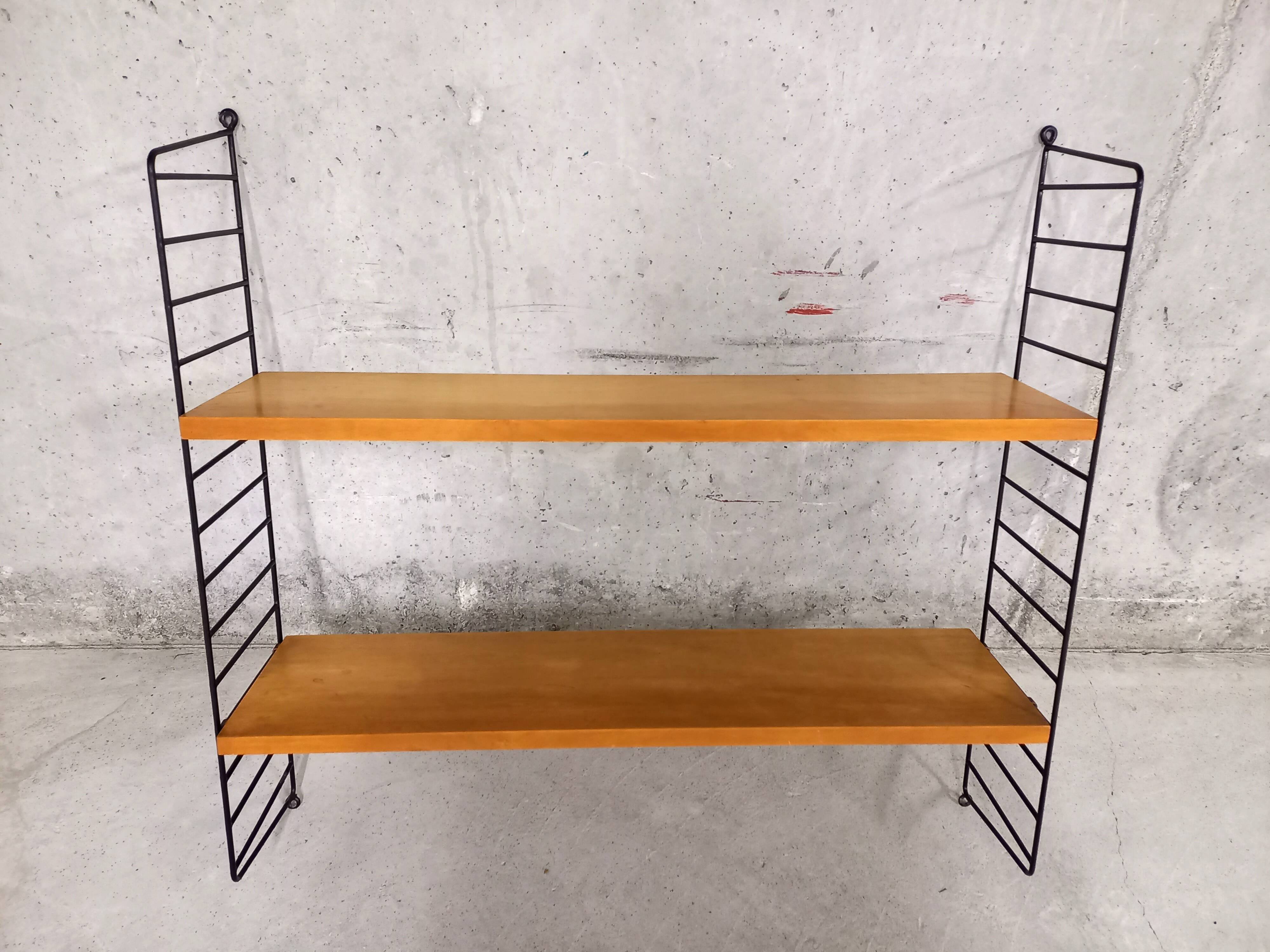 Vintage wall shelf in cherry and black metal Style String Tomado