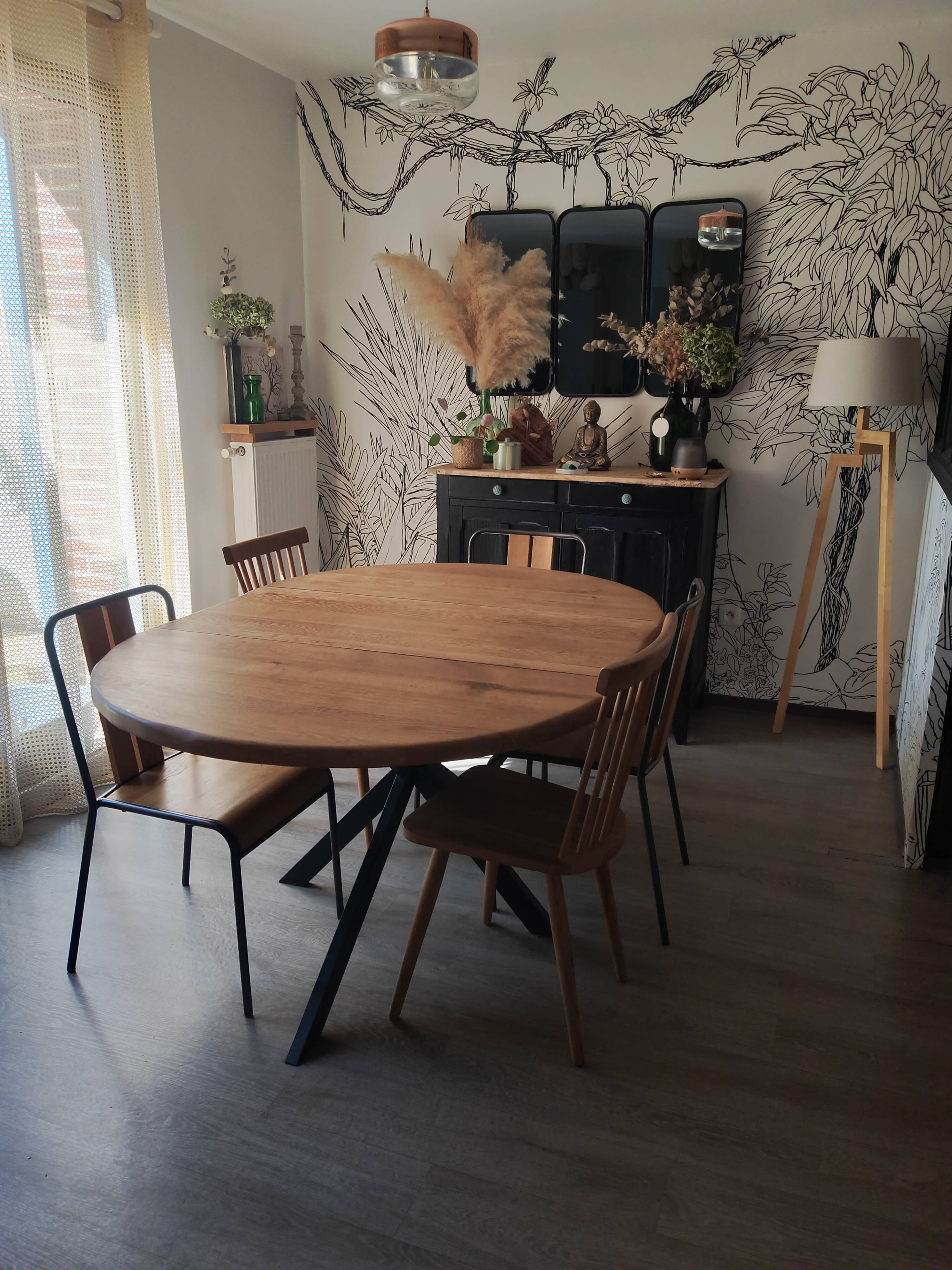 Table ovale extensible en chêne massif et pied métal