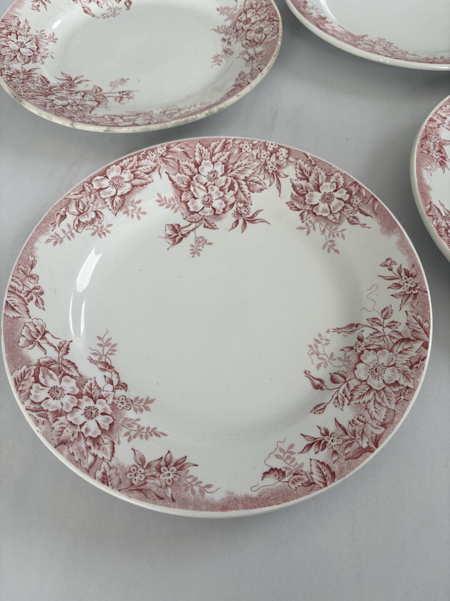 Old pink ironstone plate Eglantine Moulin des Loups