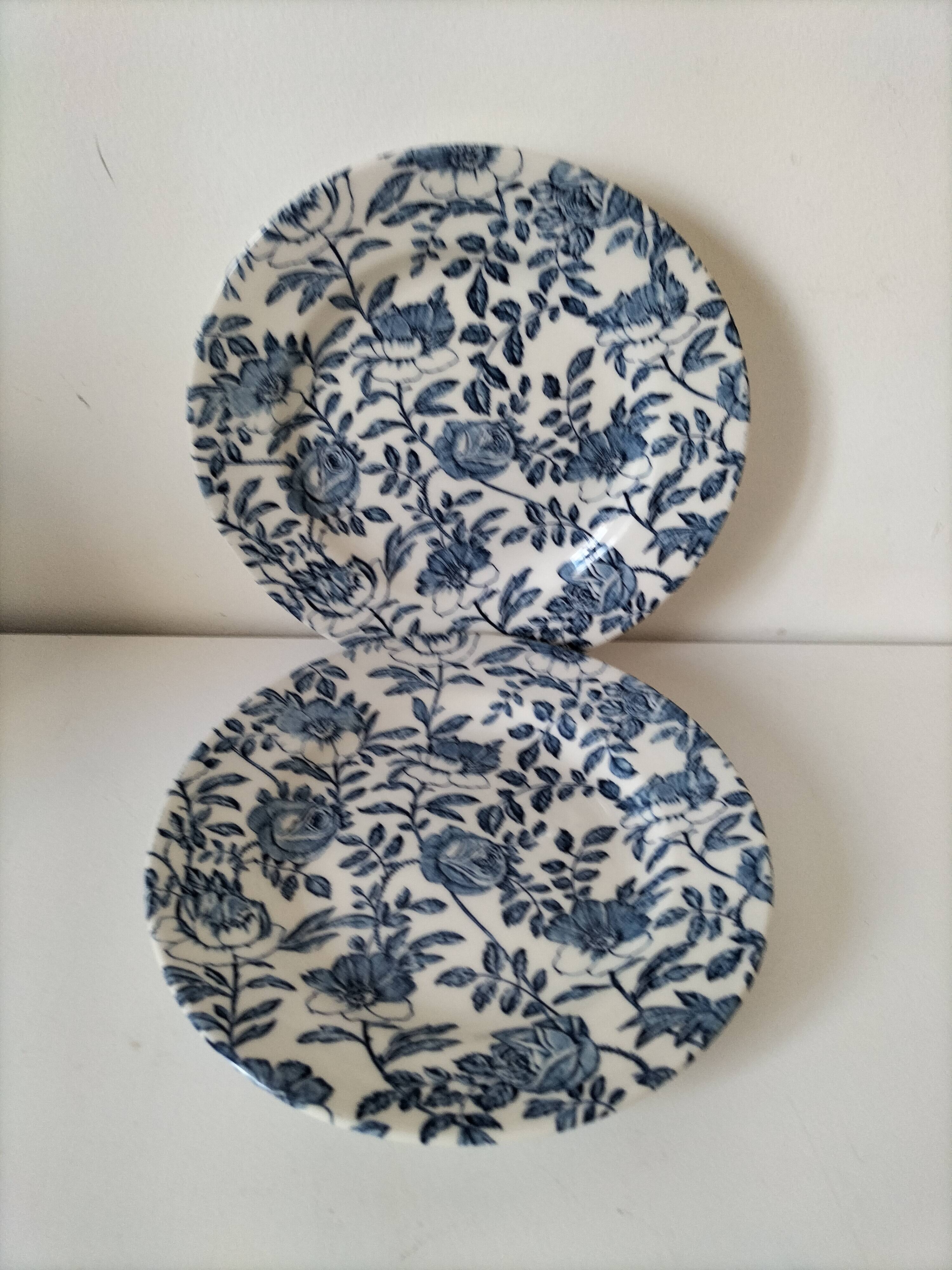 Churchill English Plates Duo – Blue Floral Pattern