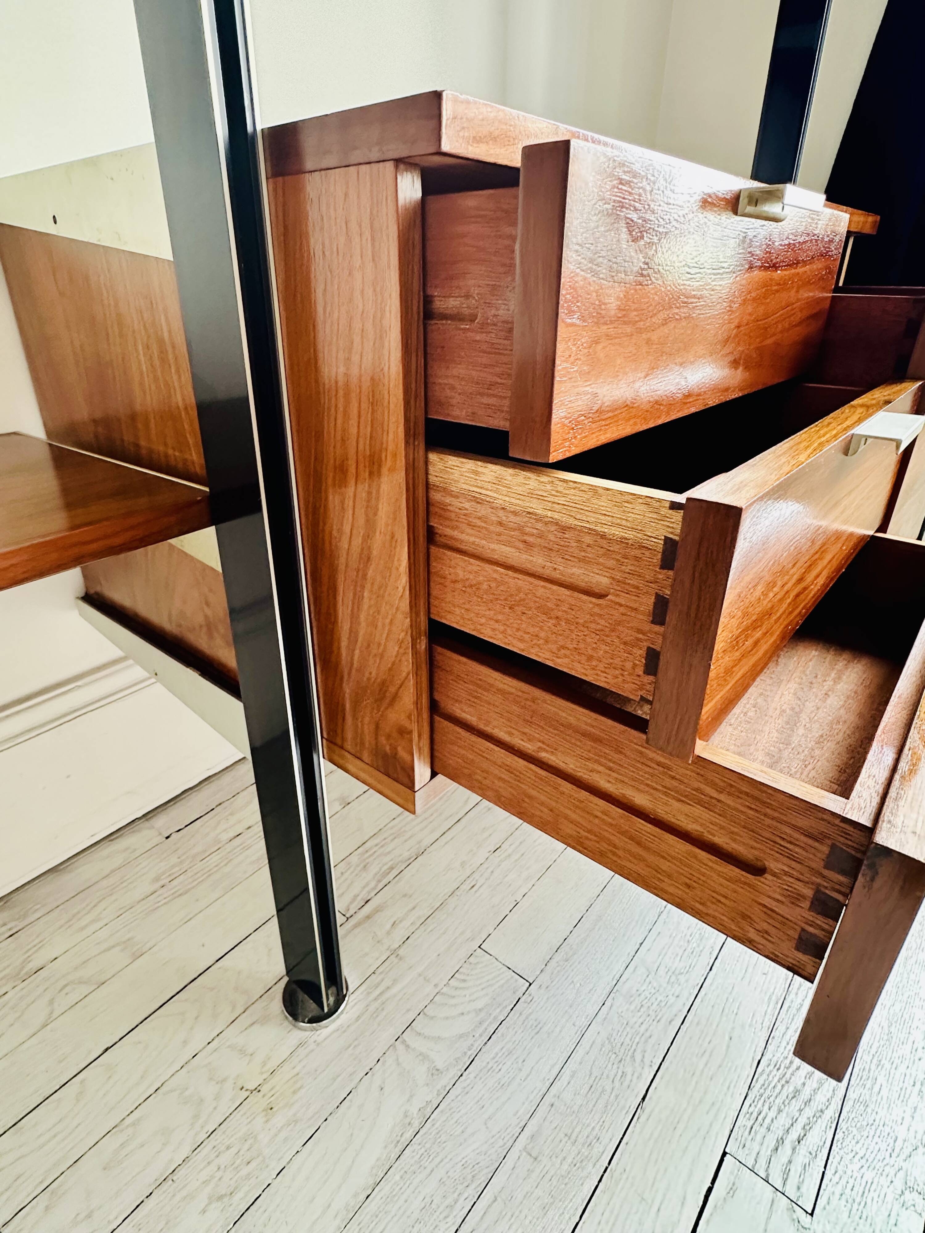 Modular CSS bookshelf by George Nelson for Herman Miller