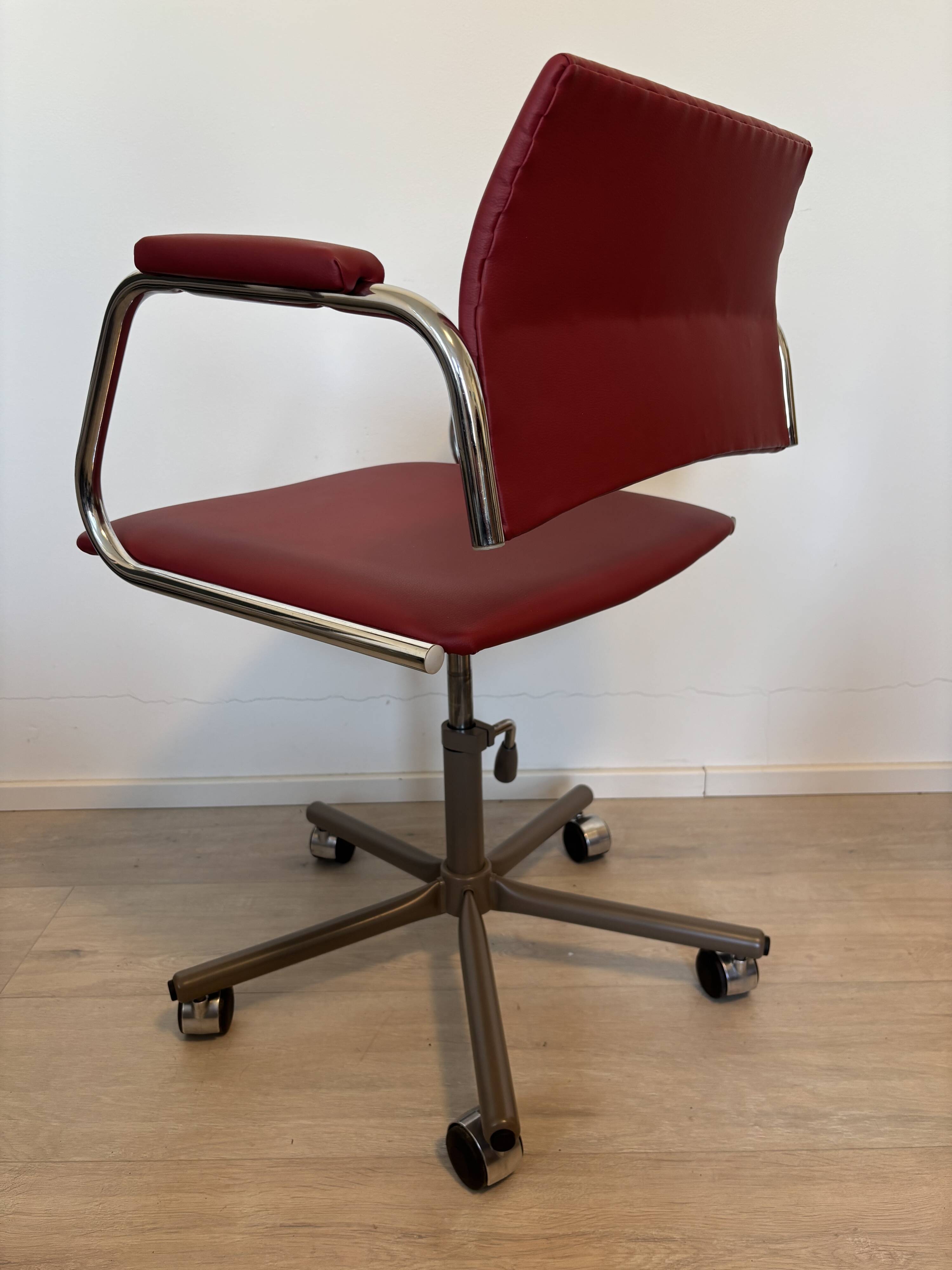 Fully Restored Cherry Office Desk Chair by Kovona, Czechoslovakia 1970’s