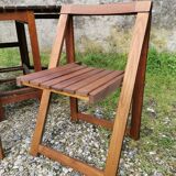 Table + 4 solid teak chairs