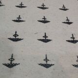 White and black Berber carpet 107x60cm