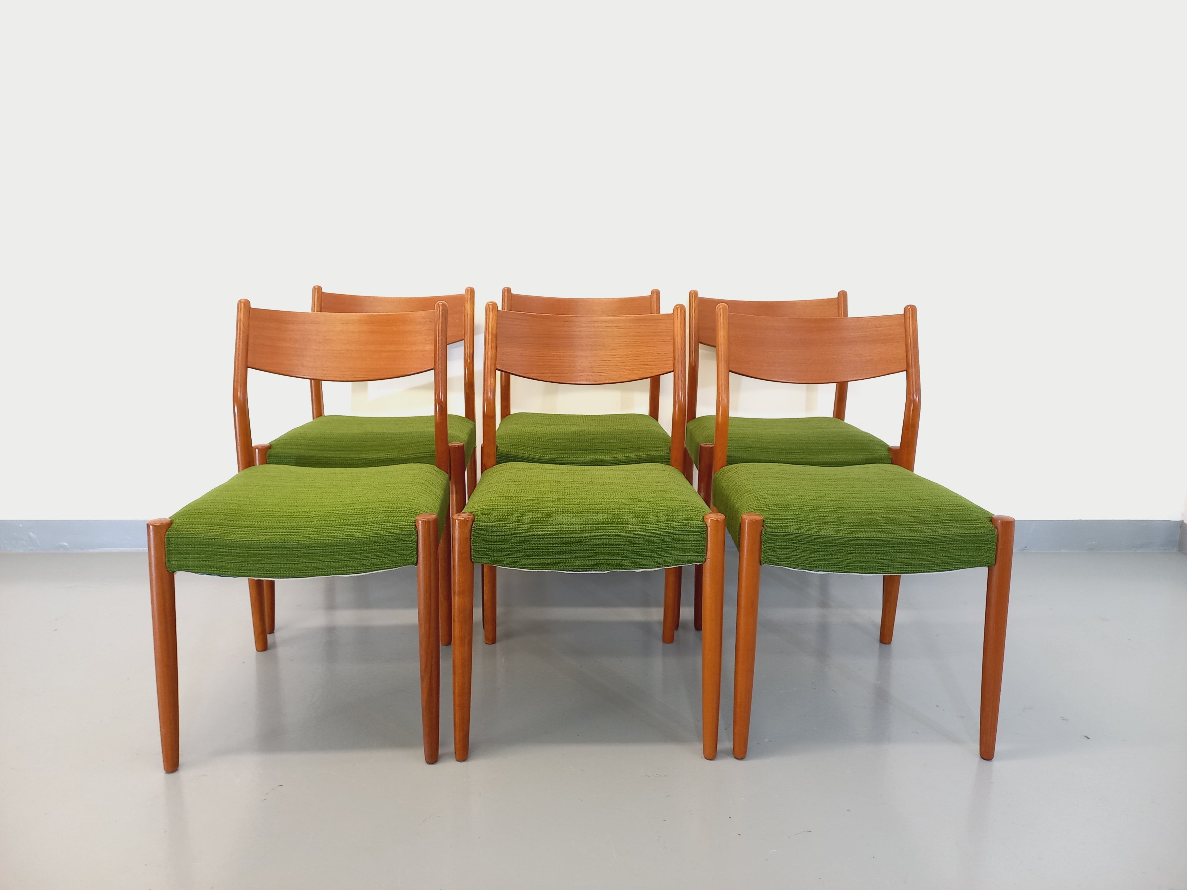 Suite of 6 scandinavian chairs Cees Braakman 50/60s
