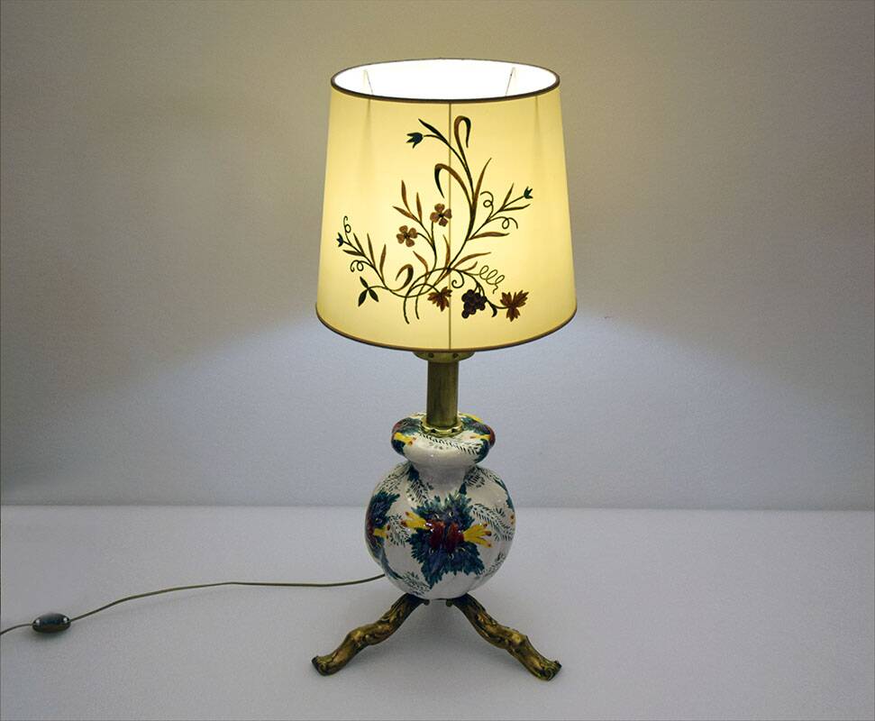 Grande lampe vintage en céramique (97 cm) à décor floral, années 1950