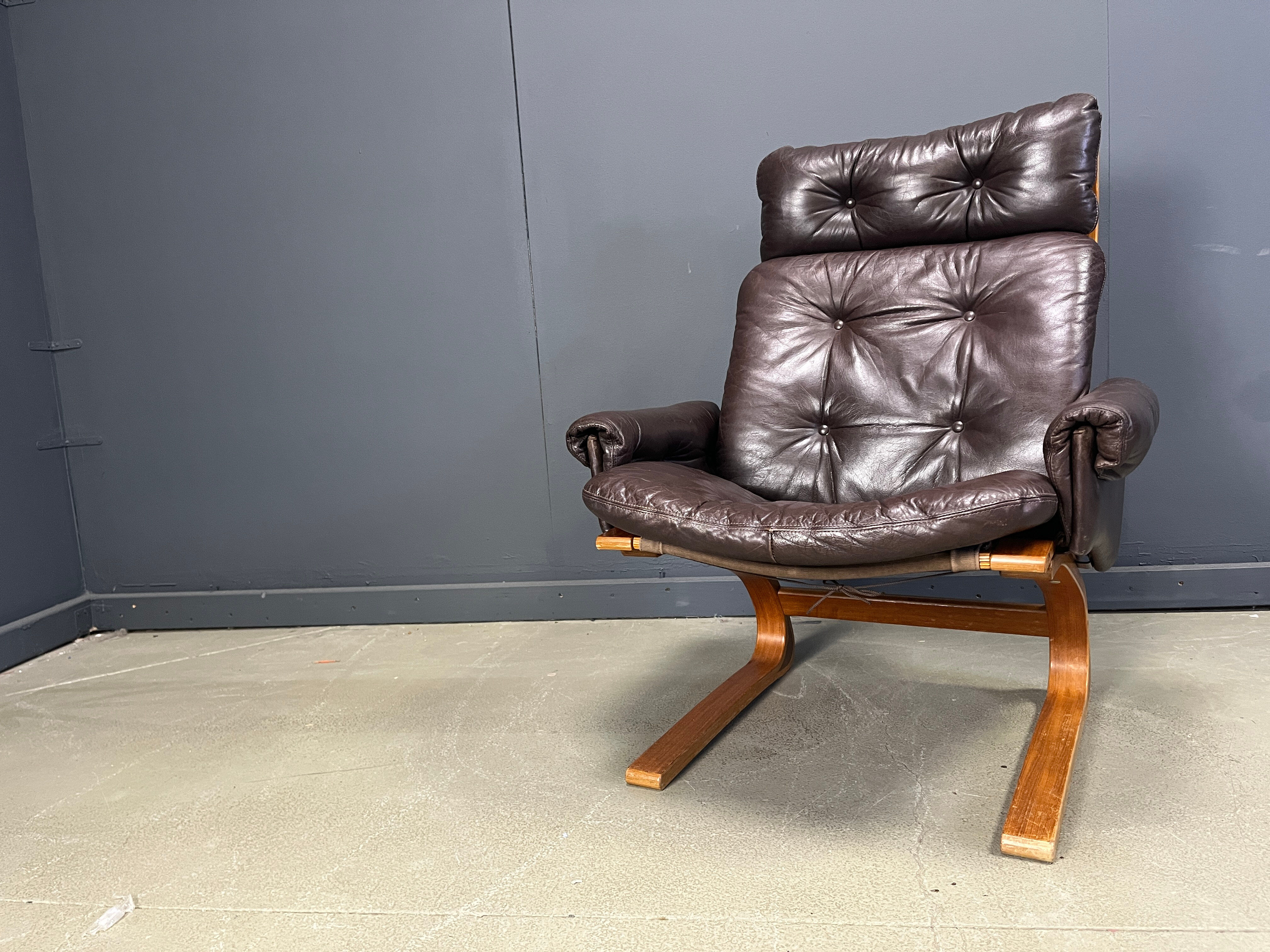 Elsa & Nordahl Solheim Kengu armchair - 1960s