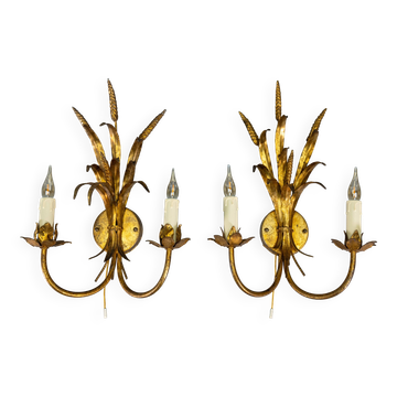 Pair of Hollywood Regency Style Gilt Metal Double-Arm Wheat Sconces, 1970s