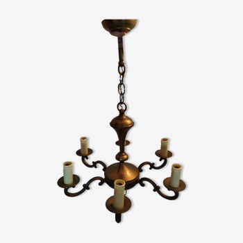 Ancien lustre à chandelier en métallique. 6 éclairages