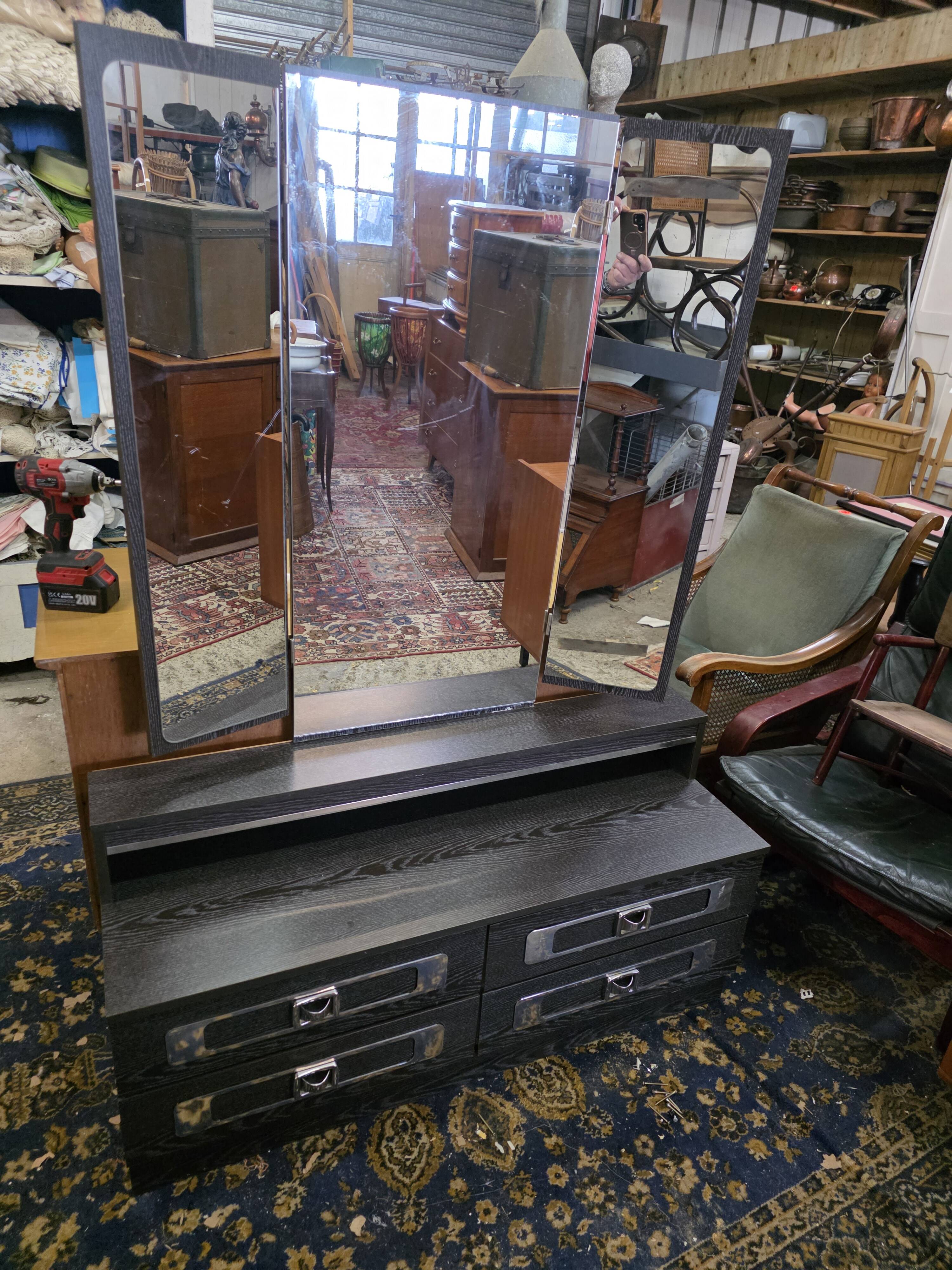 Vintage 80s hairdresser triptych mirror