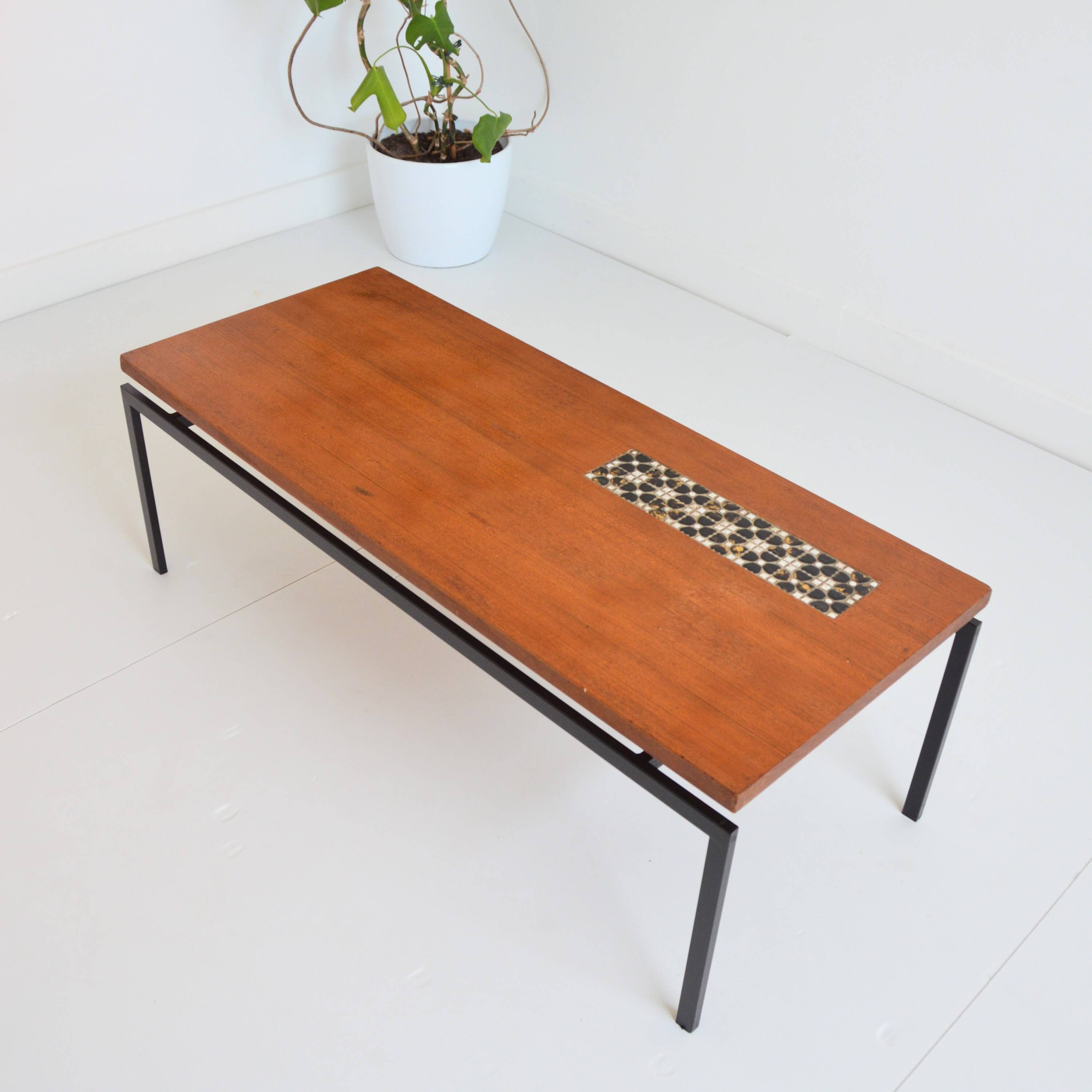 Table basse moderniste scandinave 1950 vintage