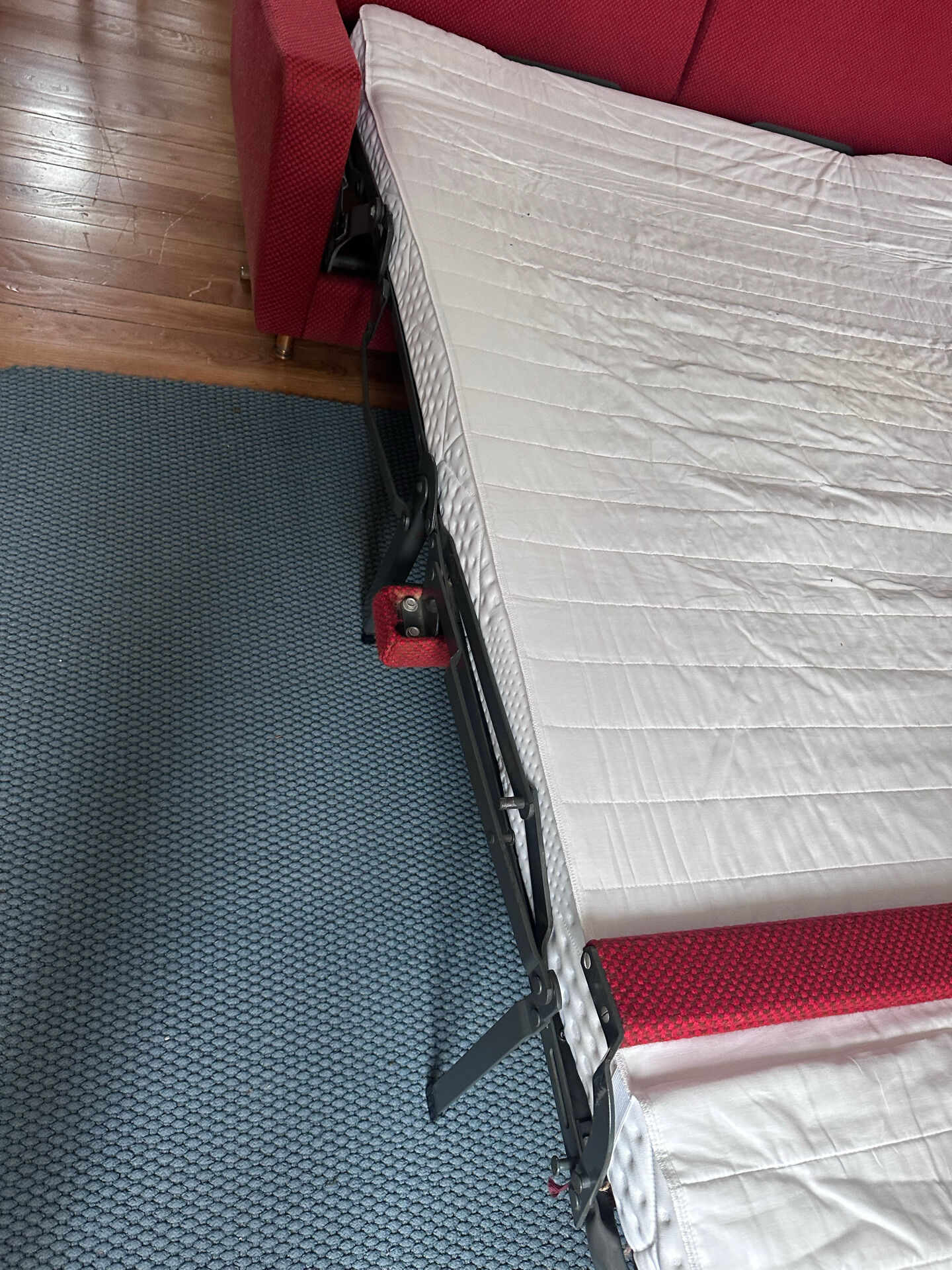 Vintage sofa set airborne & 2 armchairs & a footrest