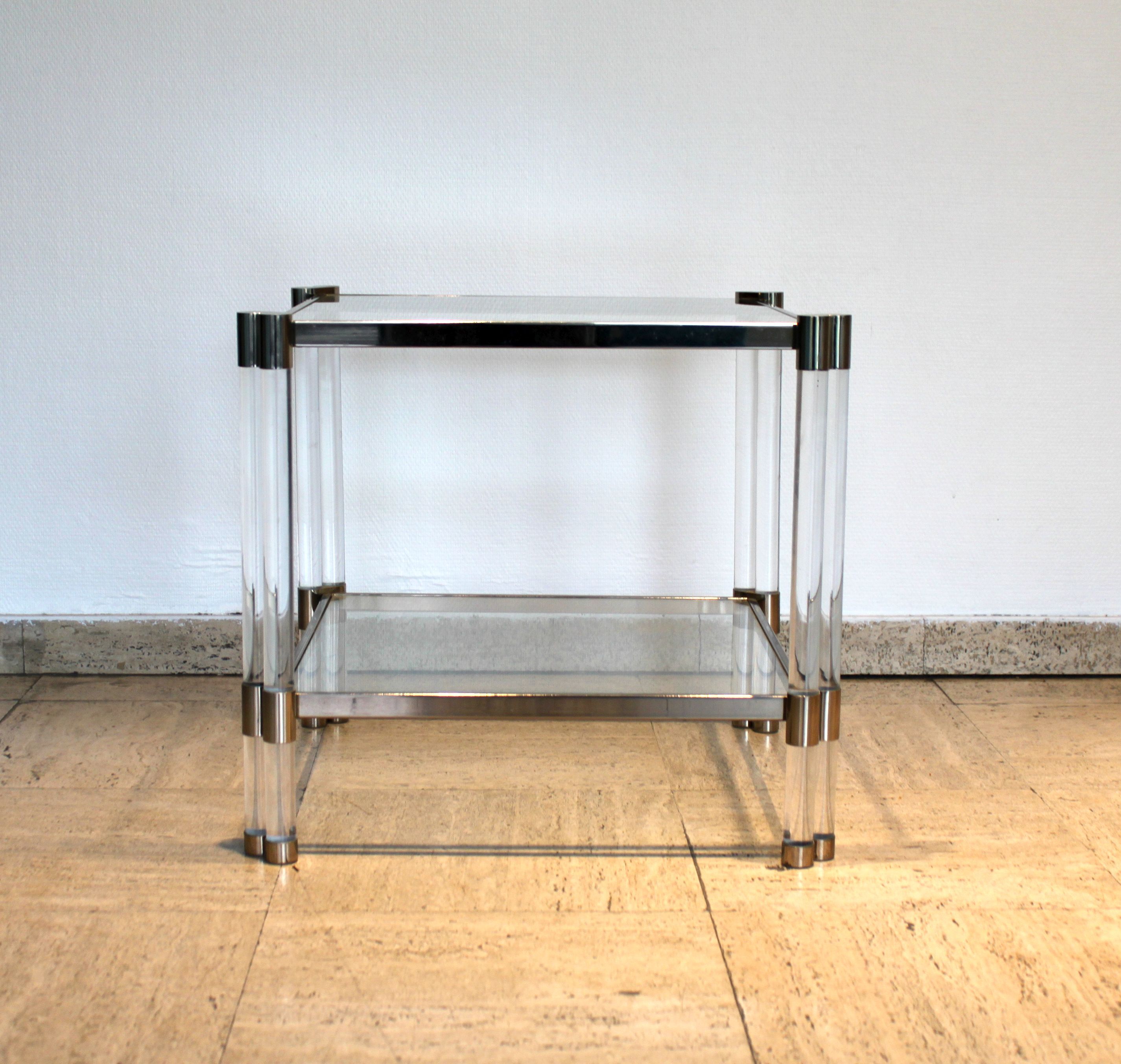 Table d'appoint carré chrome et plexiglass 70's