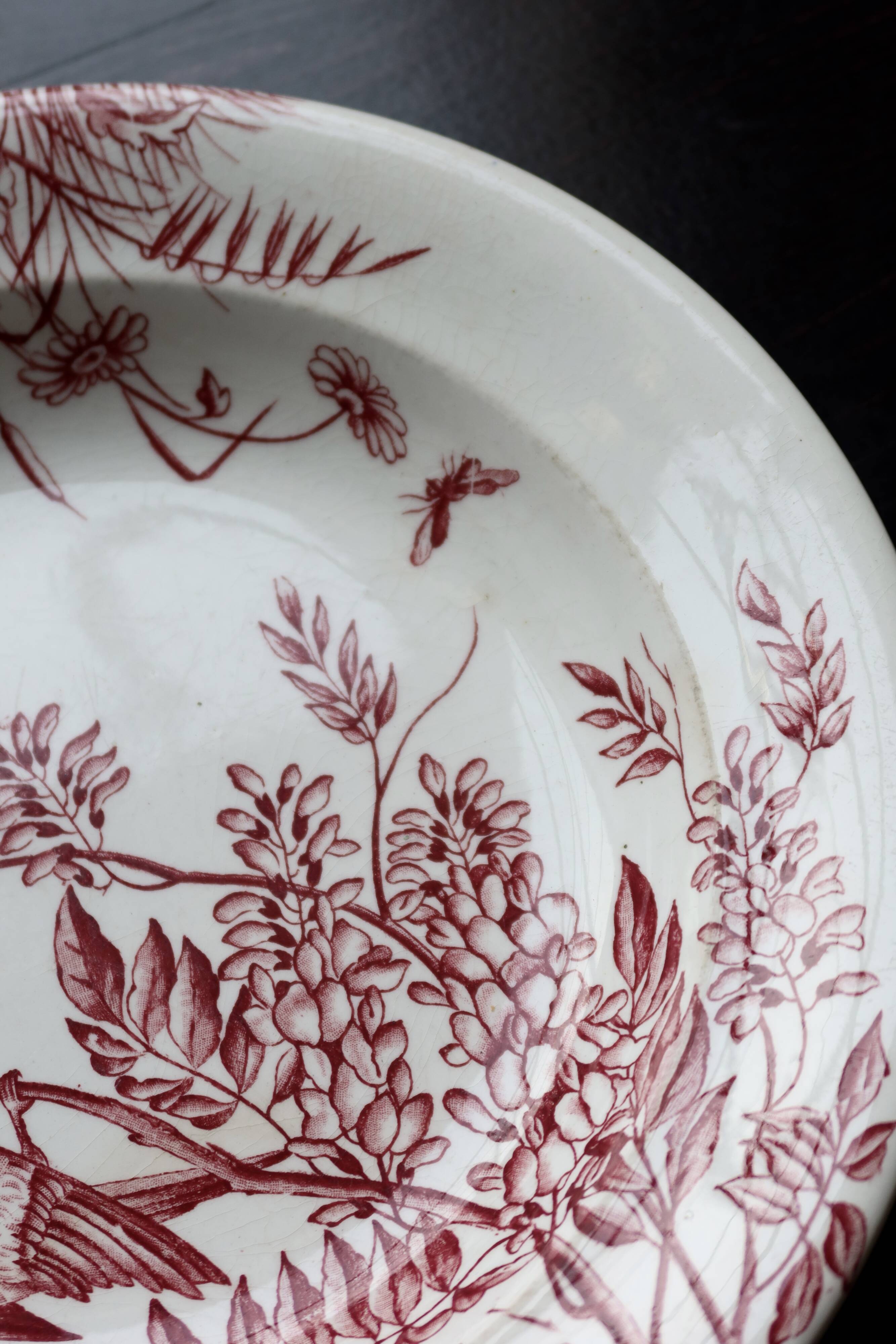 Round serving dish, old ironstone S&G - Decorated with birds and vegetation.