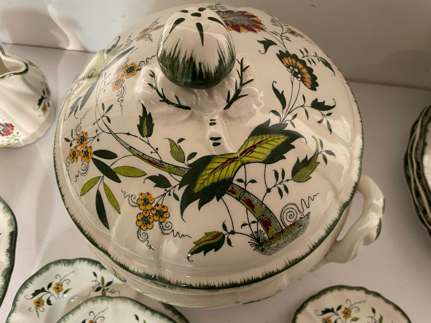 Sarreguemines earthenware table service