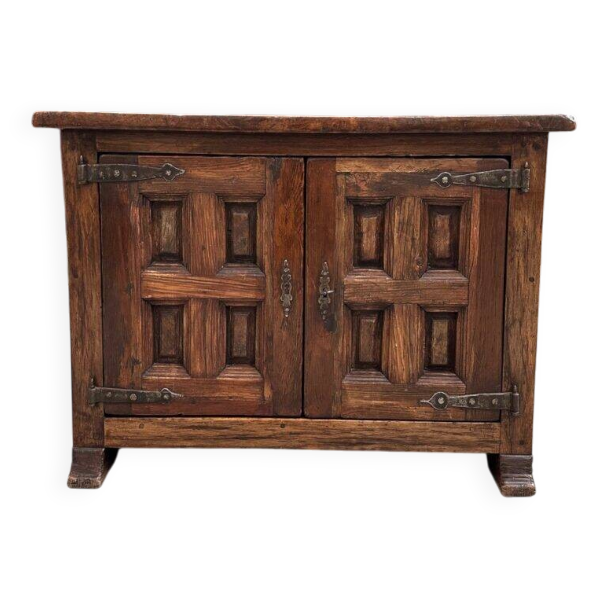 Brutalist furniture with 2 doors in elm.