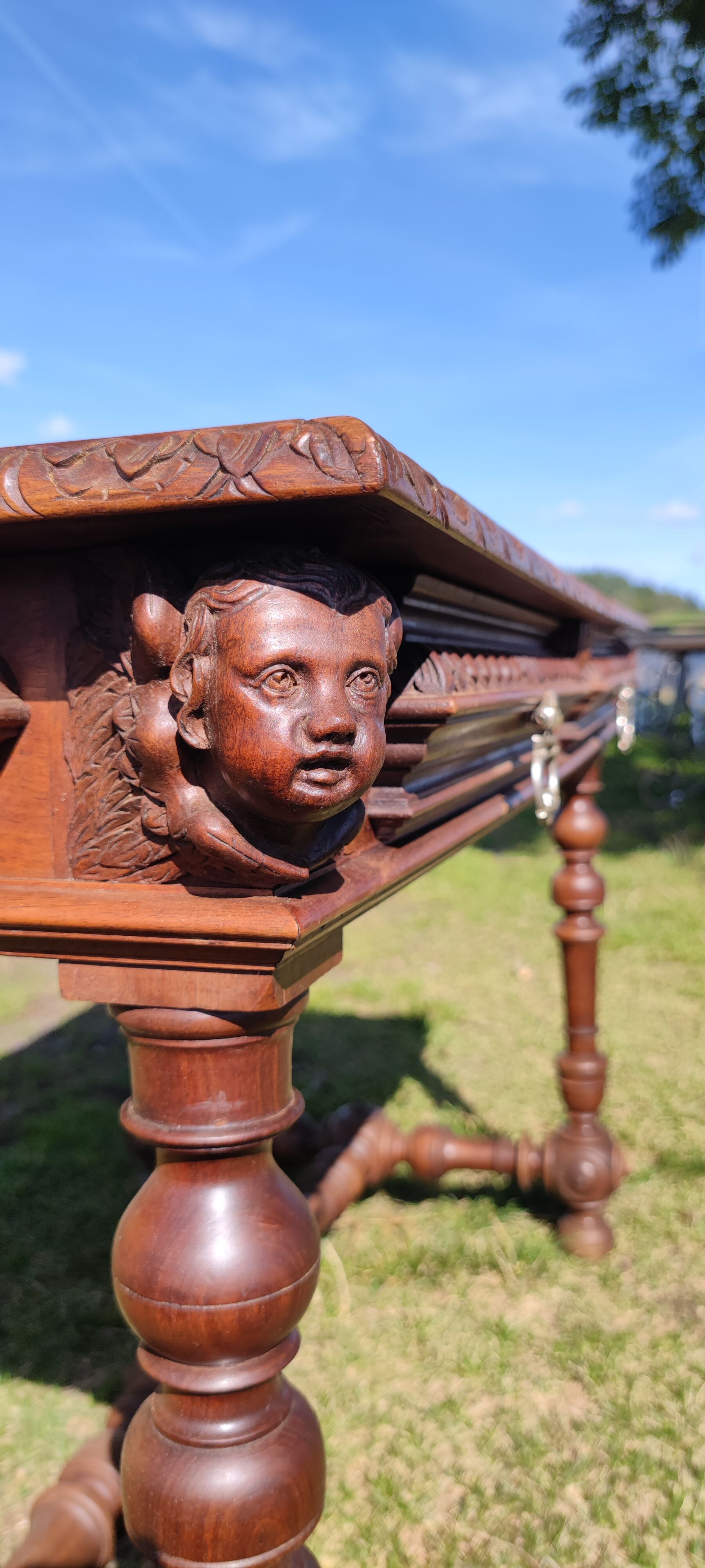 Renaissance office 1900