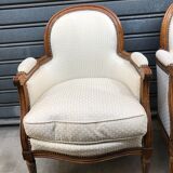 Pair of Louis XVI-style shepherdesses