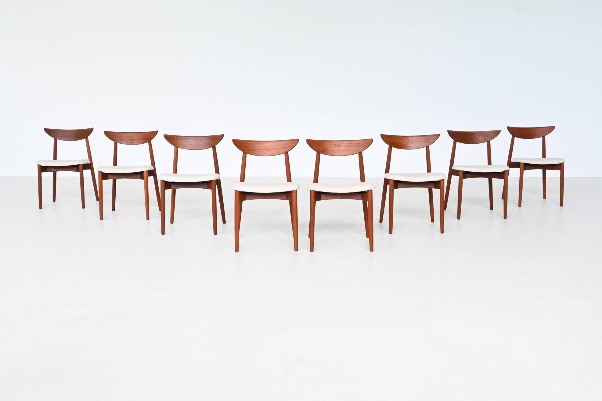 Harry Ostergaard set of eight dining chairs teak Randers 1960