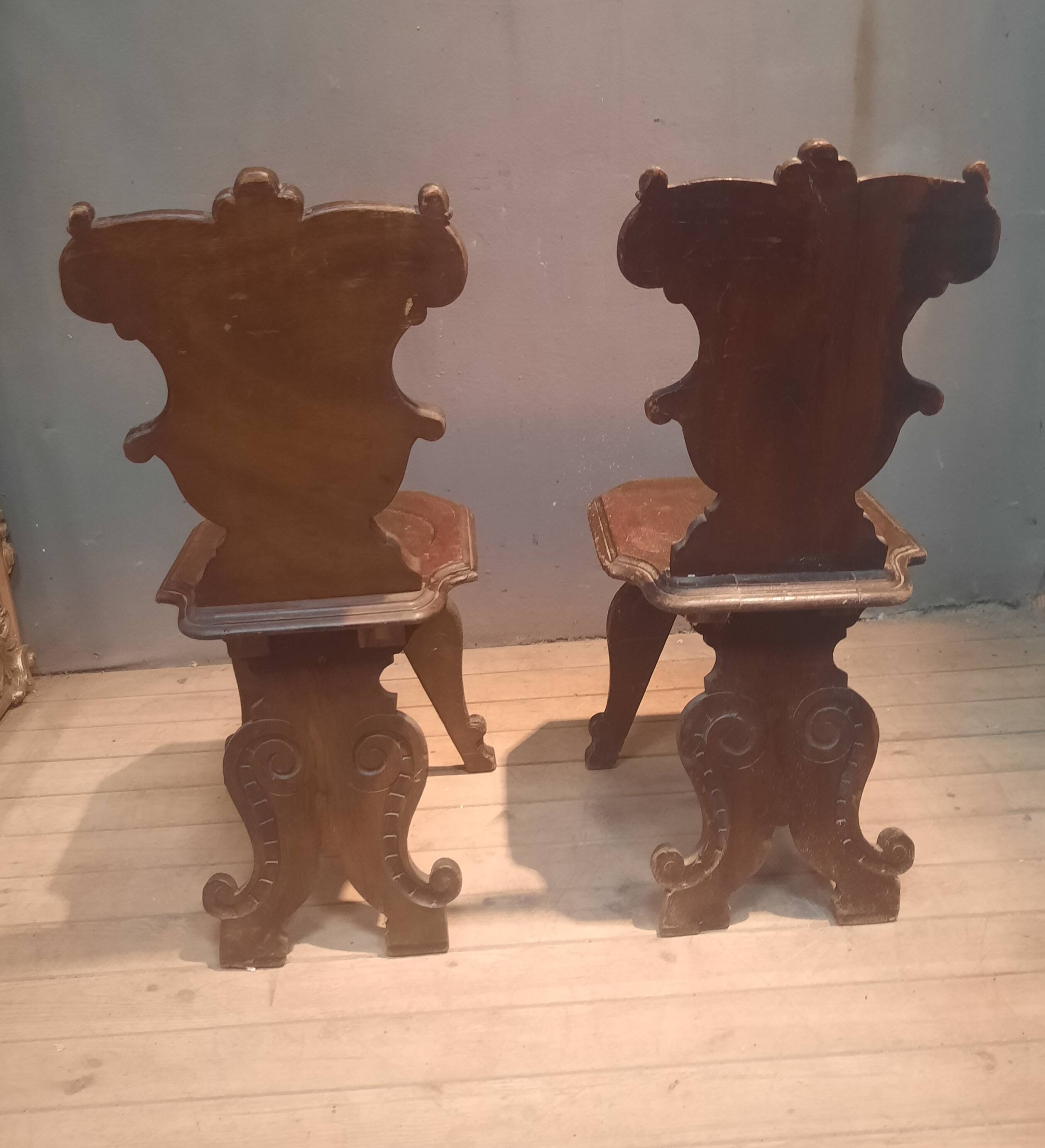 Pair of stool chairs