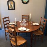 Round table with antique flaps
