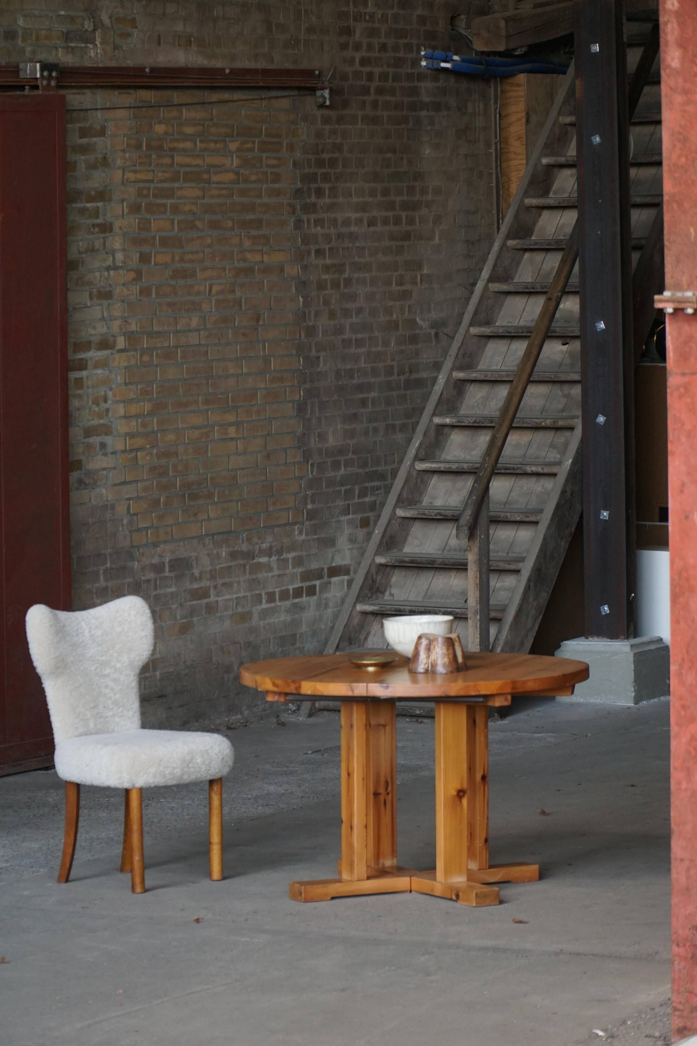 Table de salle à manger moderne danoise en pin avec rallonges, Danemark, années 1970