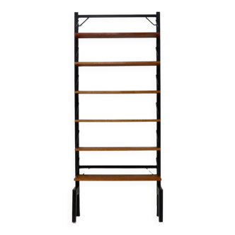 Vintage & curated second hand free-standing shelves - Selency