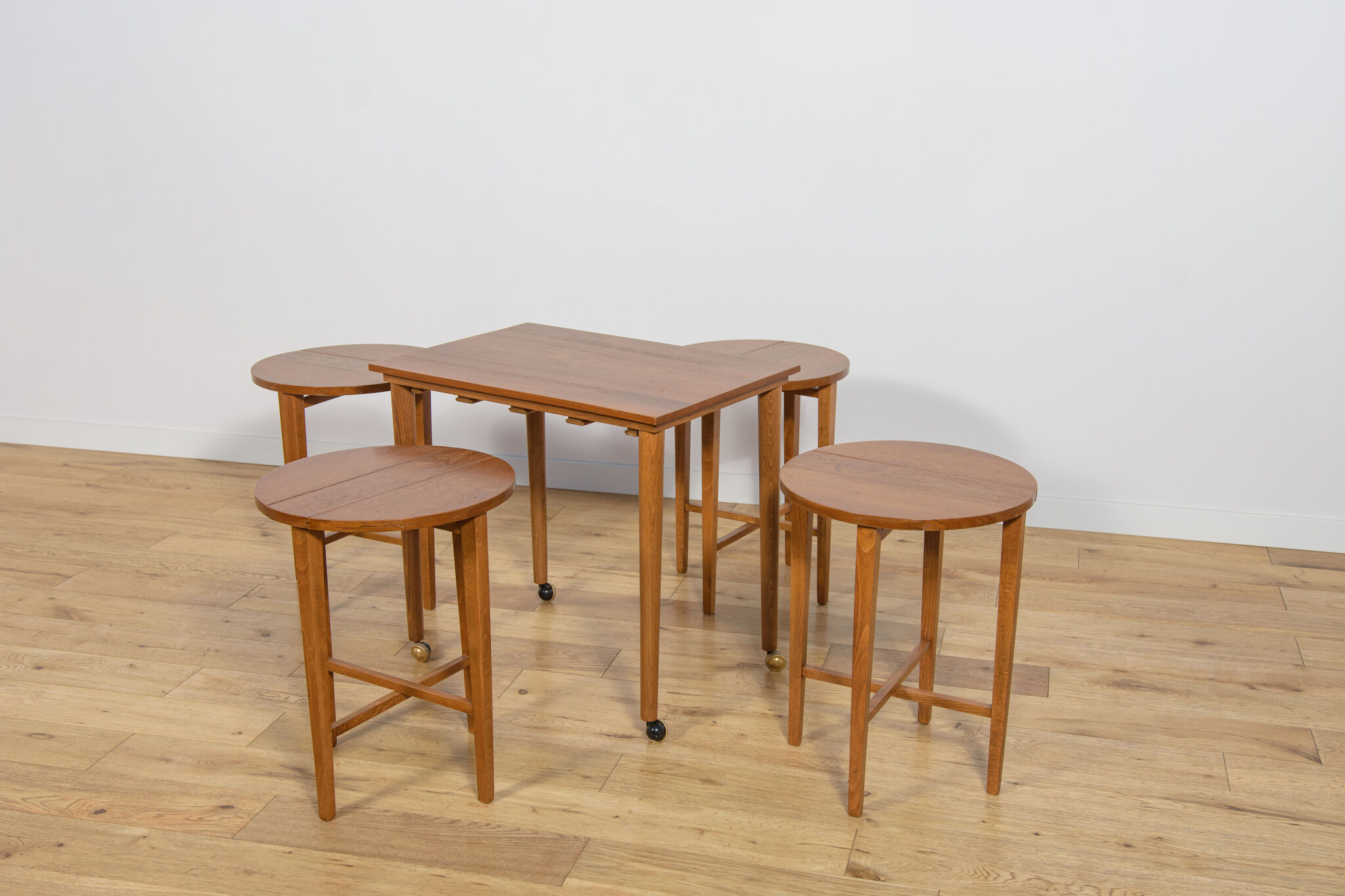 Mid-century Danish nesting tables by Poul Hundevad for Novy Domov, Czechoslovakia, 1960s, set of 5