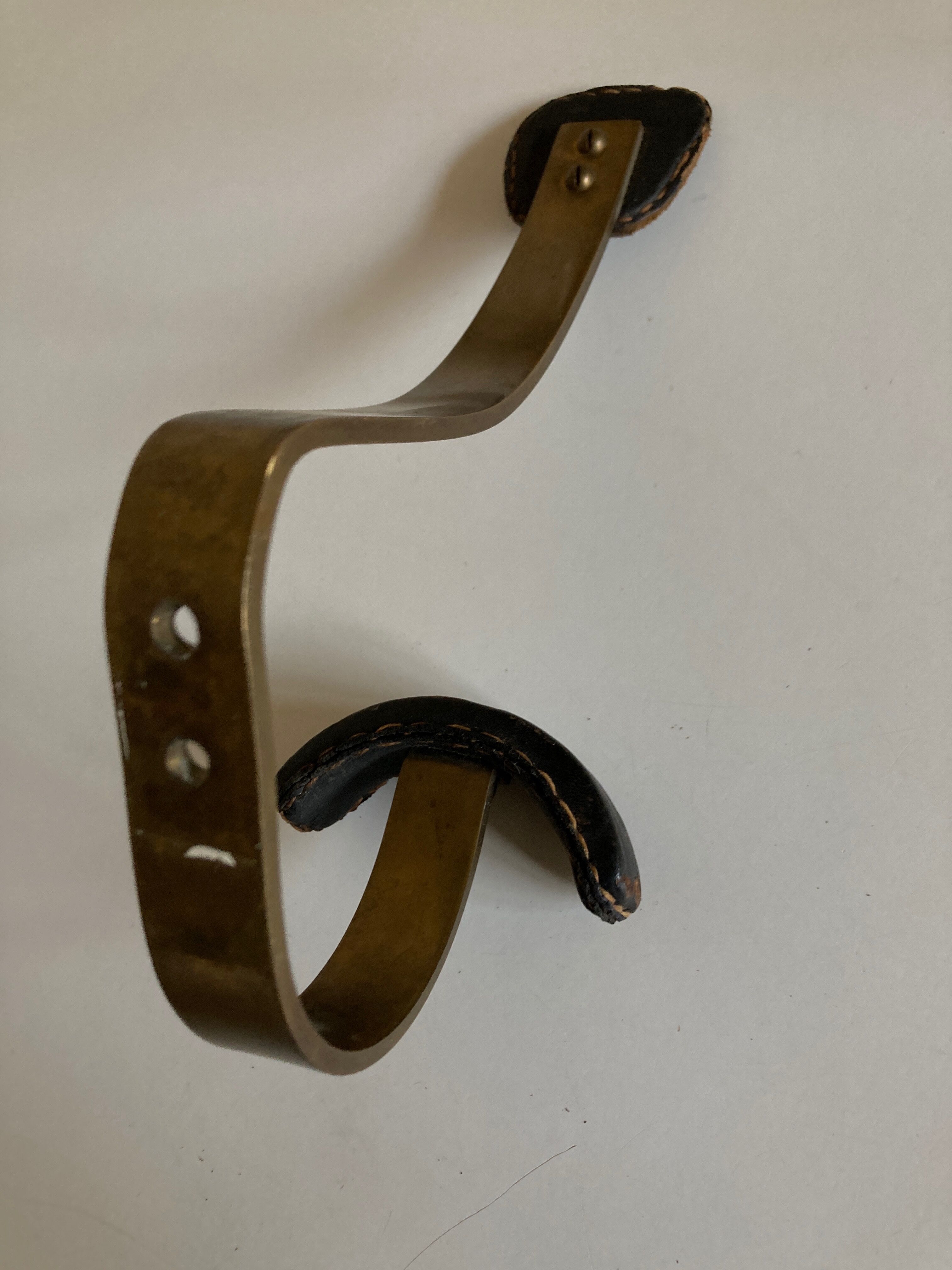 Adnet hook in bronze and leather 1950