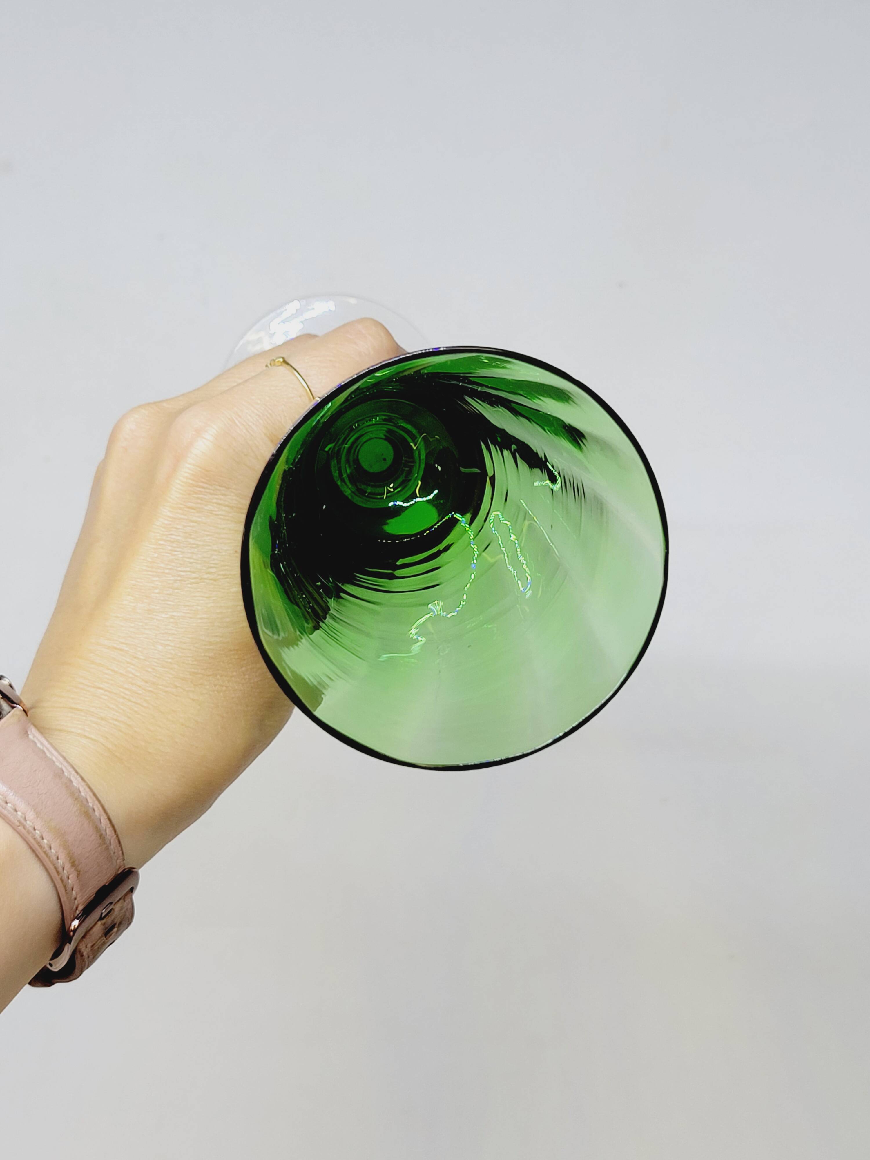 6 Champagne Flutes in Twisted Blown Glass 2 Colors Green and Amber