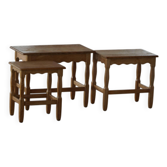 Nesting tables in oak, made by a Danish cabinetmaker, mid-century modern, 1960s.