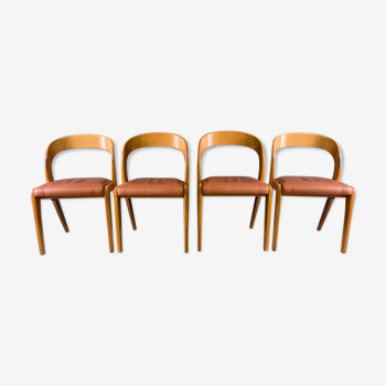 Série de 4 chaises "Gondole" vintages