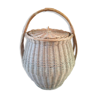 Large vintage wicker basket
