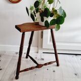 Tabouret de traite rustique