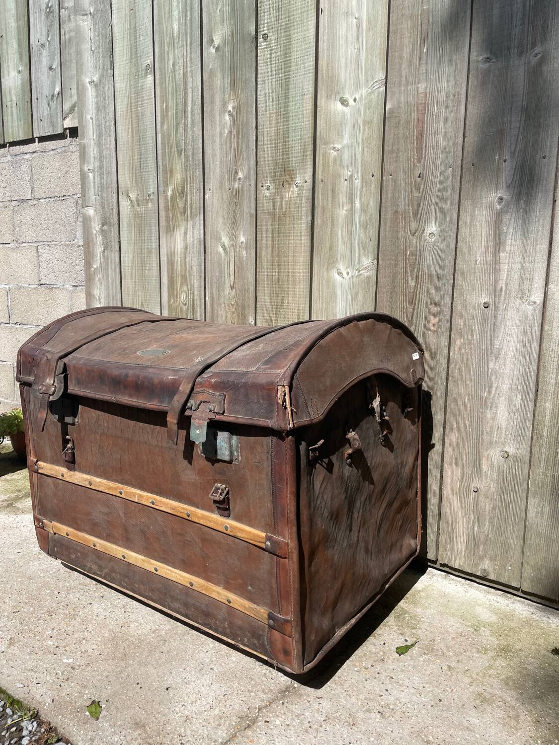 19th century stagecoach trunk
