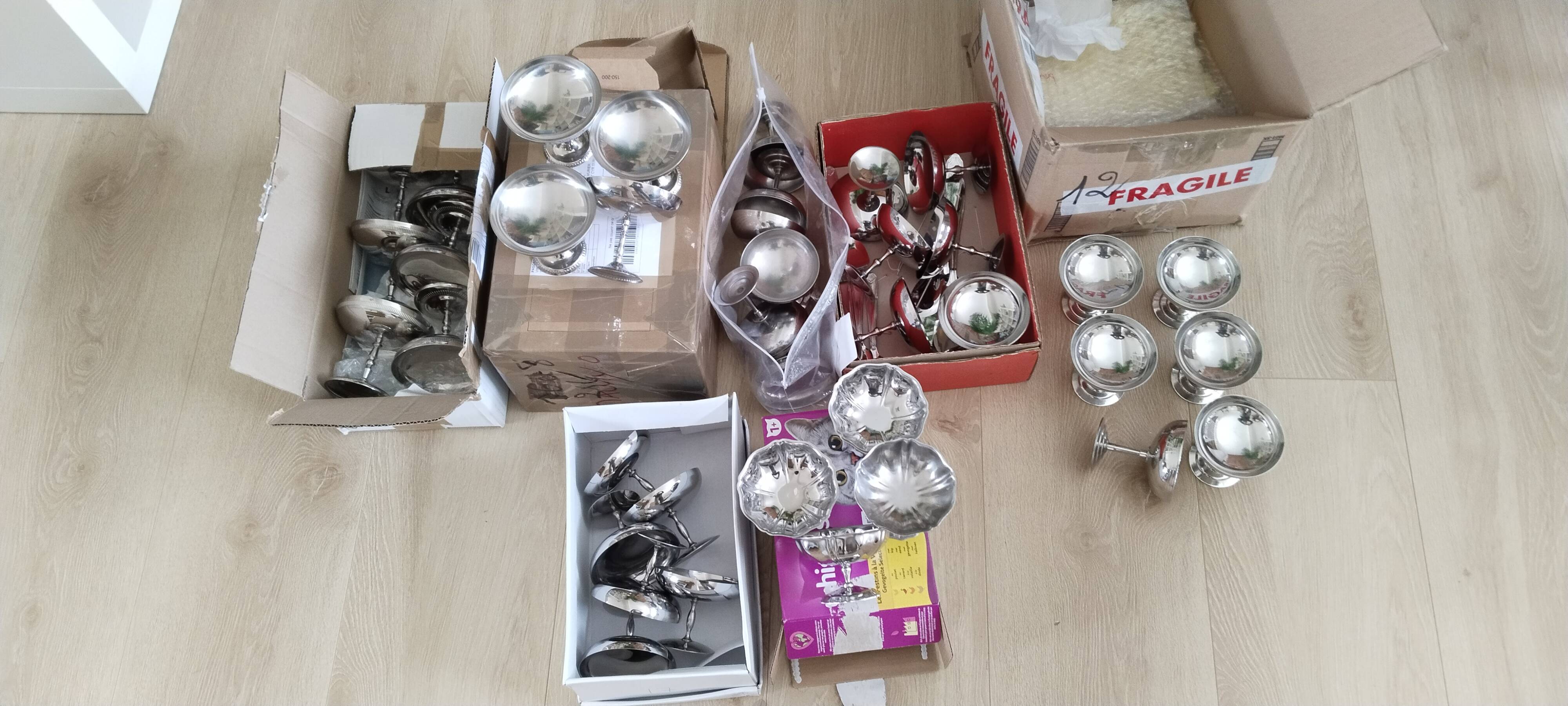 RESERVE: set of 94 ice cream cups (for Heini)