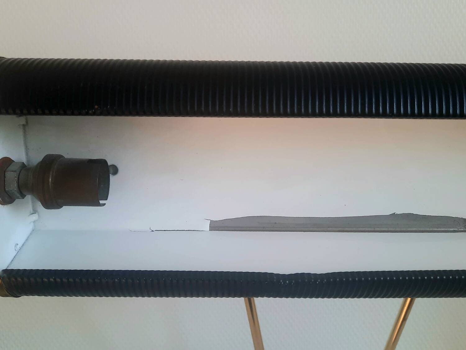 Jumo 71 lamp by eileen gray