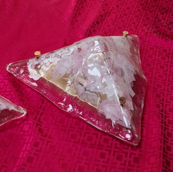 applique ou Lustre triangulaire 1970 en verre de Murano transparent  35x35x
