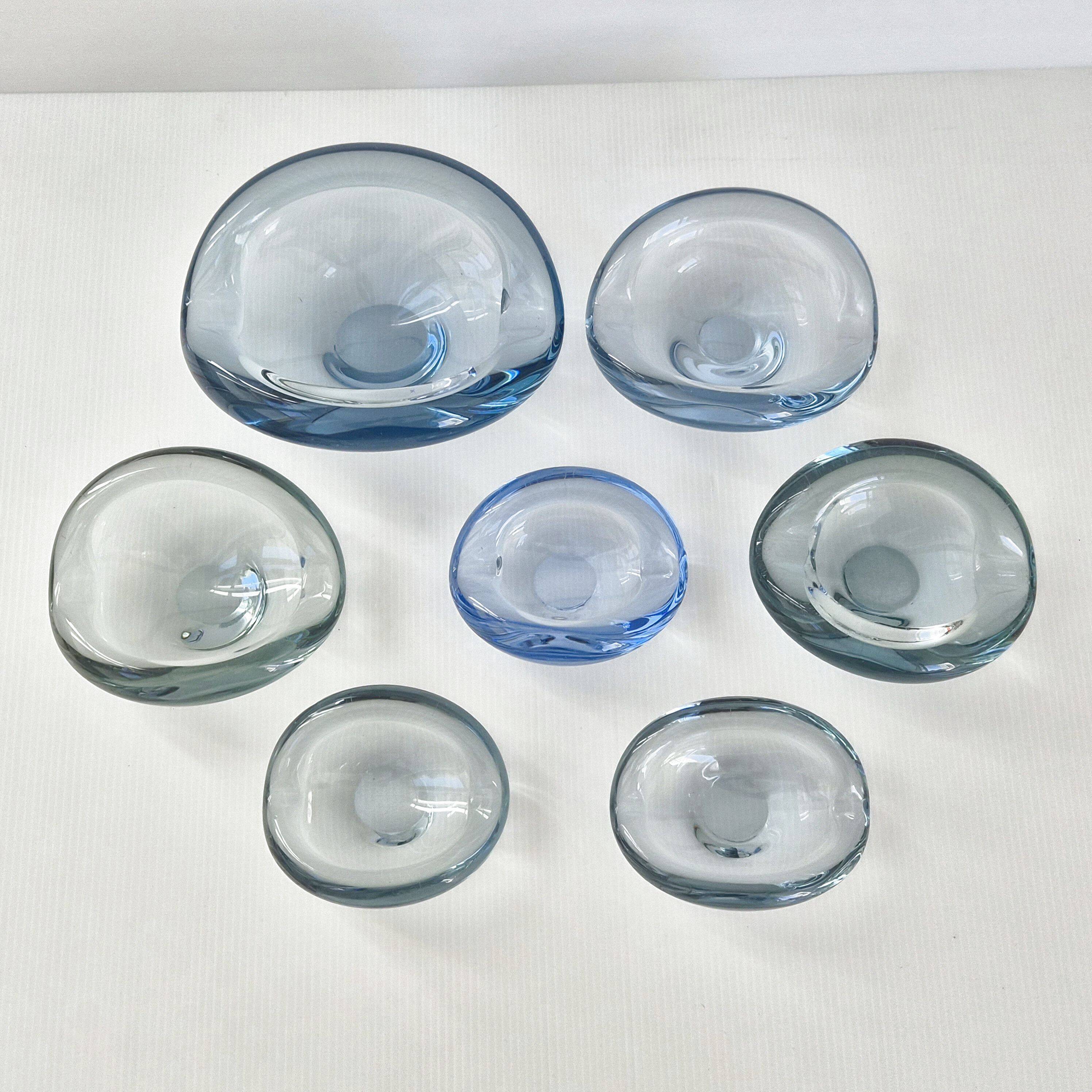 Set of 7 vintage Akva ashtrays by Per Lükten for Holmegaard 1950.