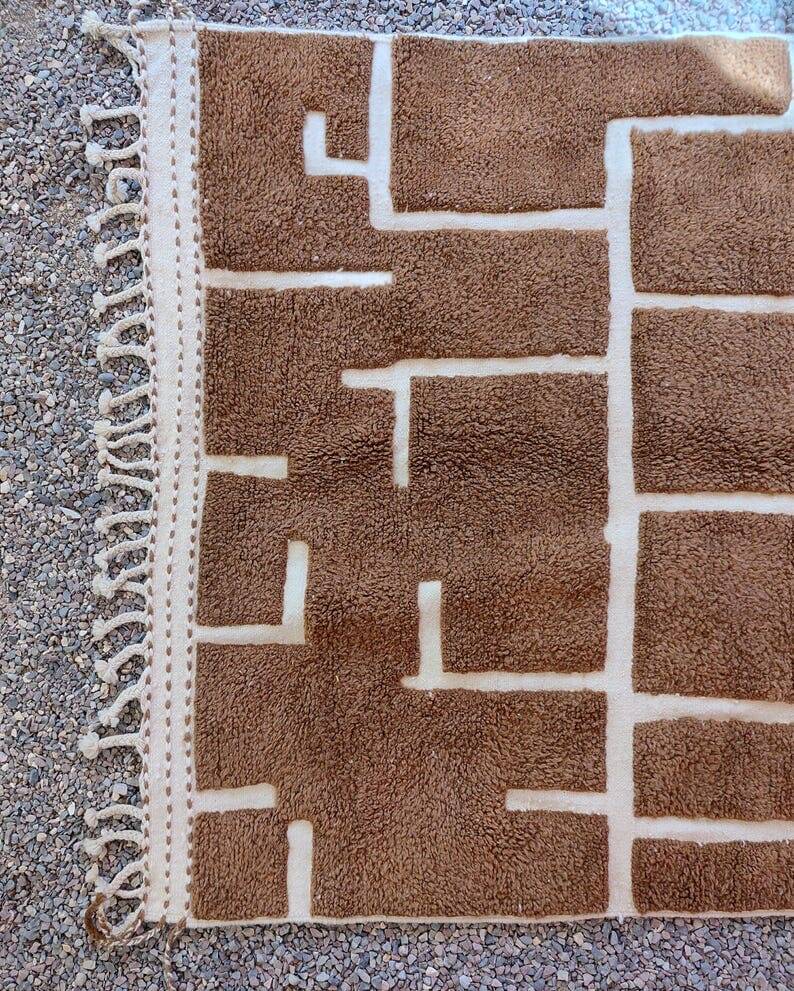 Handwoven natural wool rug 1.6/2.6 m