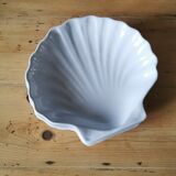 4 Émile Henry shell-shaped dishes
