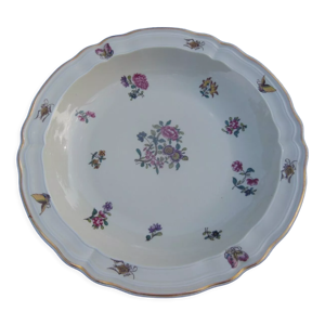 Plat en porcelaine estampillé