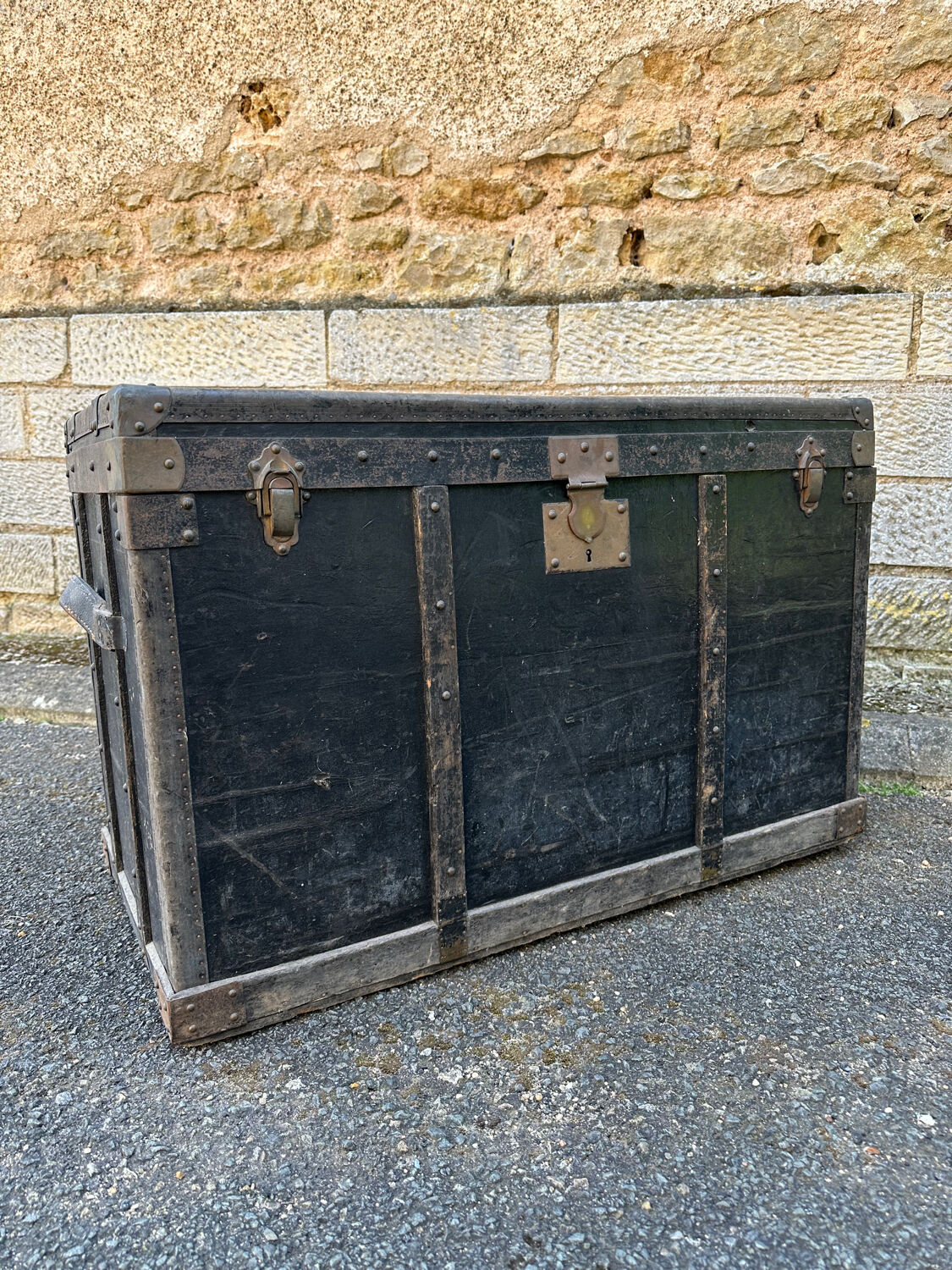 Travel trunk