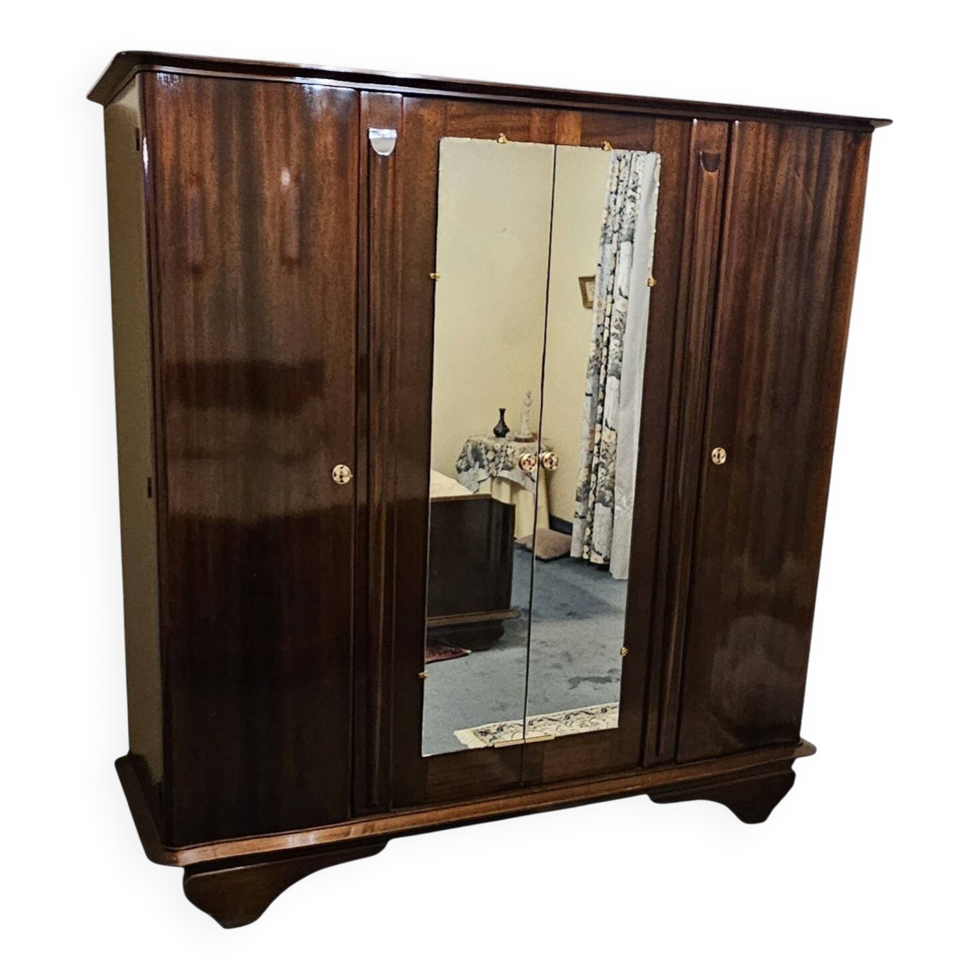 Varnished mahogany 4-door wardrobe
